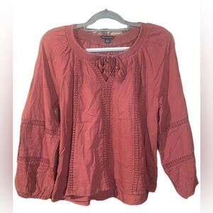 American Eagle, size medium, tomato red